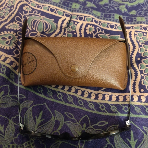 Ray-Bans - Picture 3 of 4